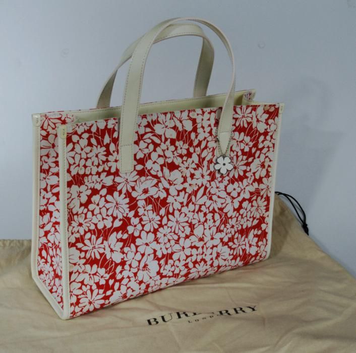 Conjunto mala carteira de senhora Burberry