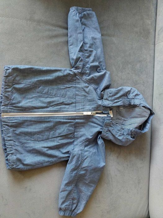 Kurtka cienka bawełniana z podszewką i kapturem (H&M) rozm.80