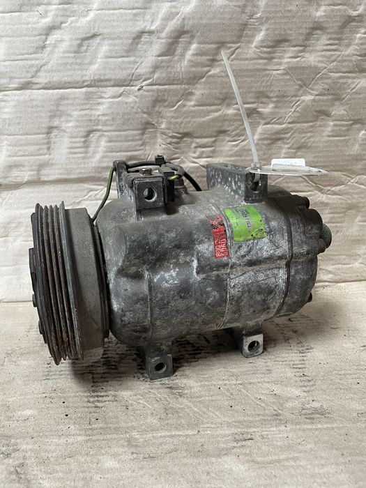 Компресор кондиціонера Passat B5 Audi A4B5 A6C5 8D0260805
