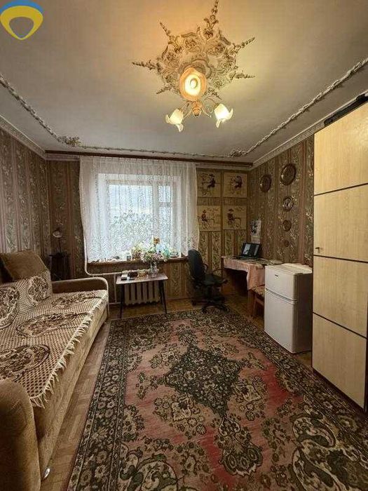 Продам 3-к  квартиру укомплектовану Таїрова