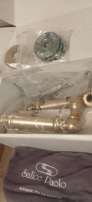 Дверные ручки межкомнатных дверей Salice Paolo матовый шампань Италия