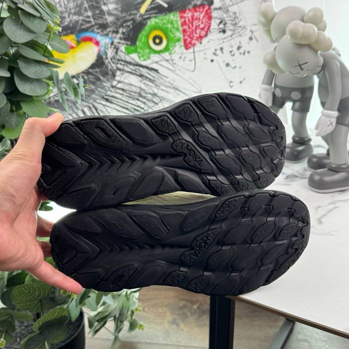 Кросівки Hoka Clifton 8 39 розмір Е5485