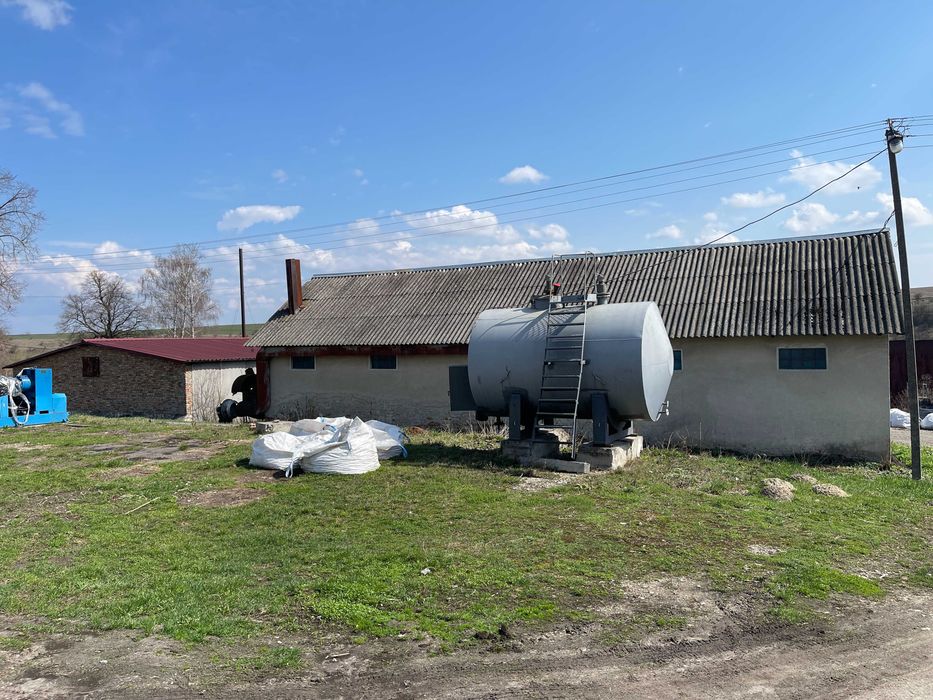 Продаж 7000 кв.м / 4 га промислового призначення