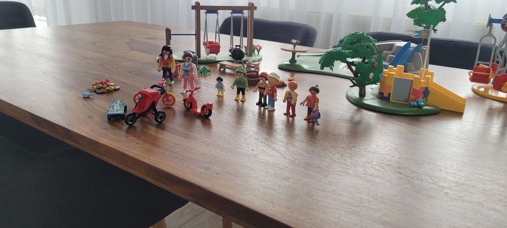 Playmobile Plac Zabaw zabawka dla dziecka. Stan bardzo dobry