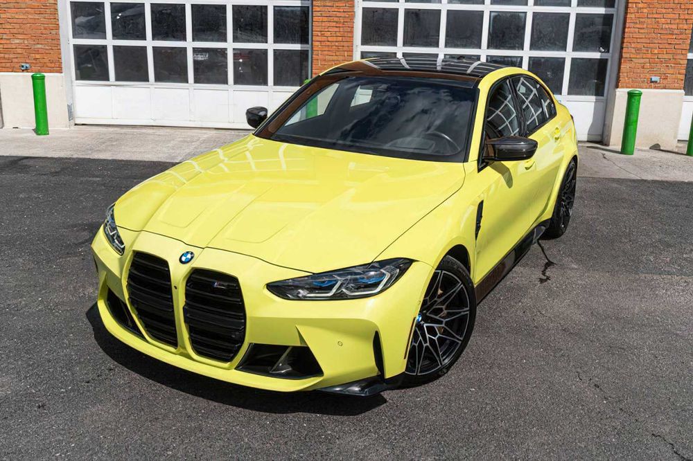 BMW M3      2021