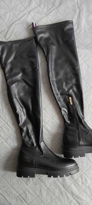 Tommy Hilfiger muszkieterki za kolano 41 skóra