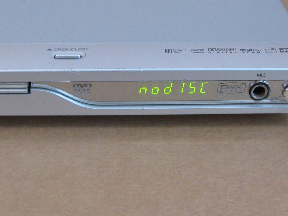 DVD-плеер LG рабочий