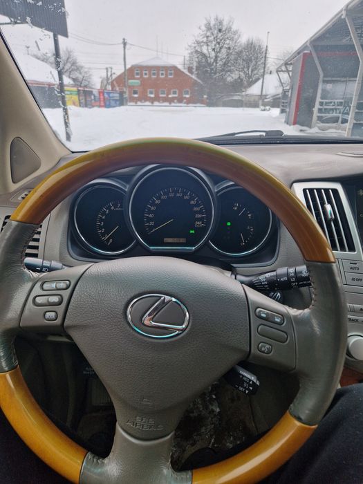 Продам Lexus rx350