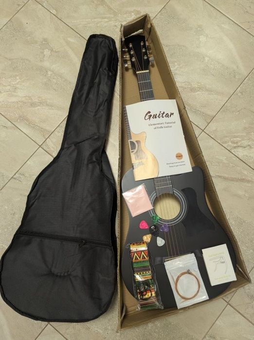 Гітара акустична (+комплект)