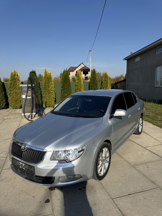 skoda superb 2011