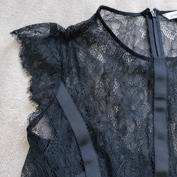 Czarna sukienka rozmiar 38