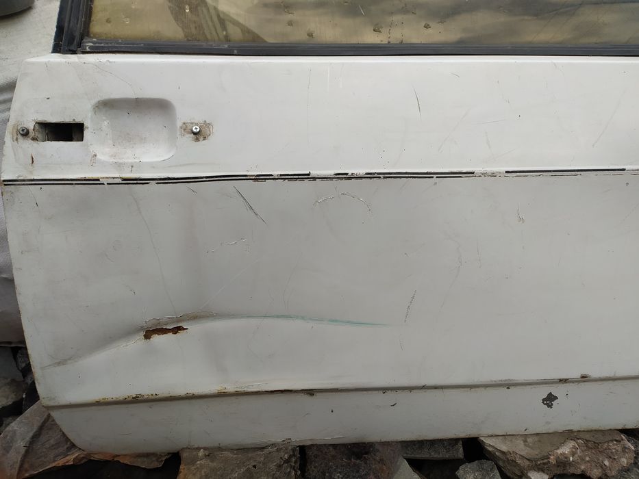 Продав двері на 2108