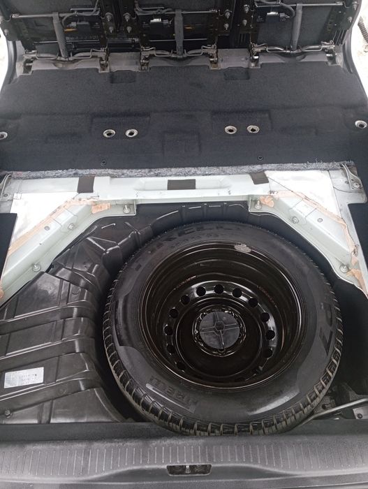 ТЕРМІНОВО. Продам Рено Сценік економний дизель.