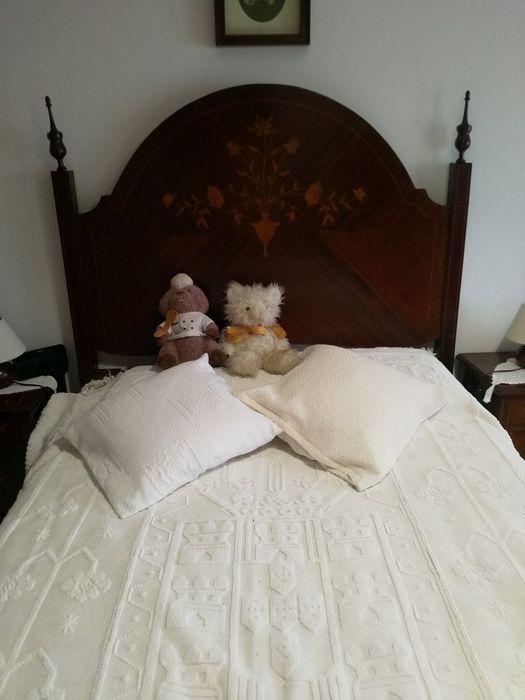 Mobília de quarto antiga URGENTE