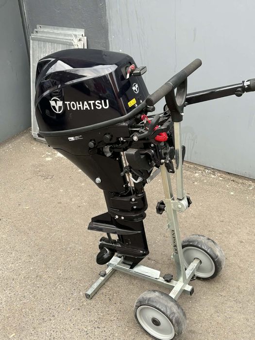 Nieuzywany Silnik  zaburtowy  Tohatsu 9.8 KM