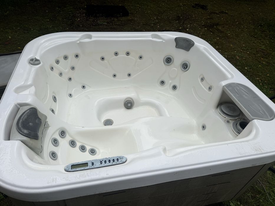Jacuzzi sprawne dostawa caly kraj
