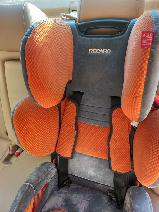 Автокрісло RECARO Young Sport (9-36 кг). Гарний стан!!!