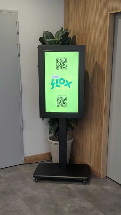 Aluguer Mupi Digital | Totem Digital | Painel Led para eventos