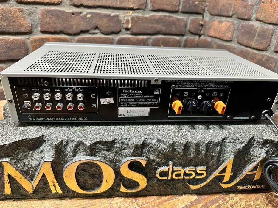 Wzmacniacz Technics SU-Z25