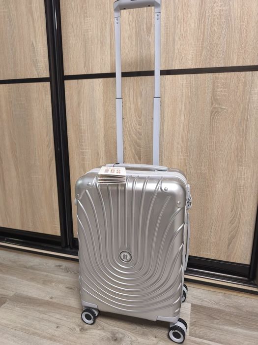 Валіза на колесах для подорожей малого розміру,валіза дорожня,ручна по