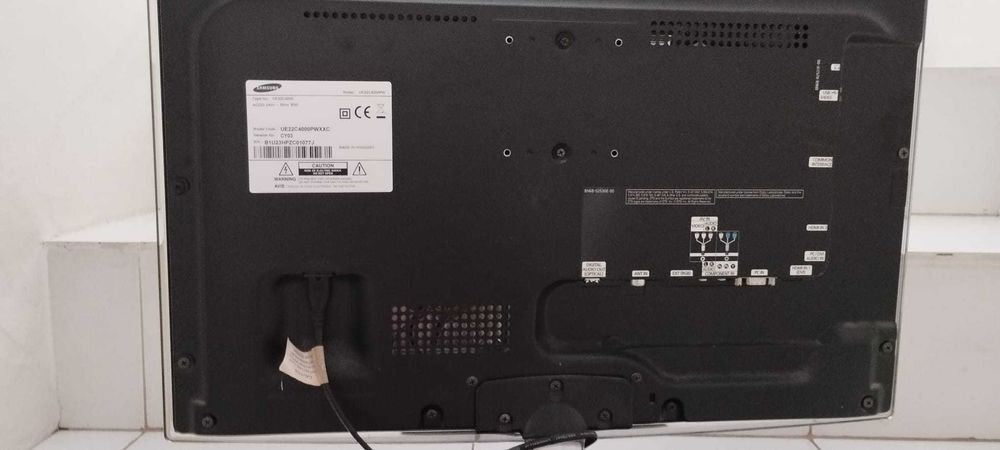 televisão samsung em bom estado