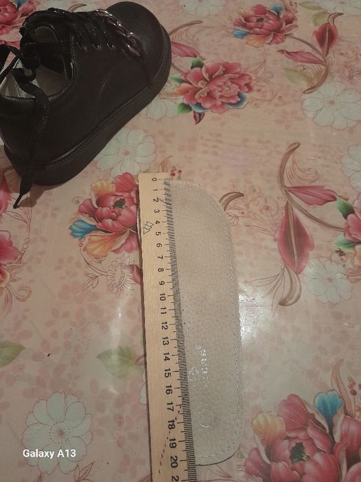 Ботинки на девочку