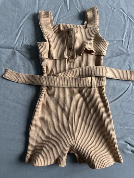 Zestaw ubranek 6–9 mies. (rozmiar 74)