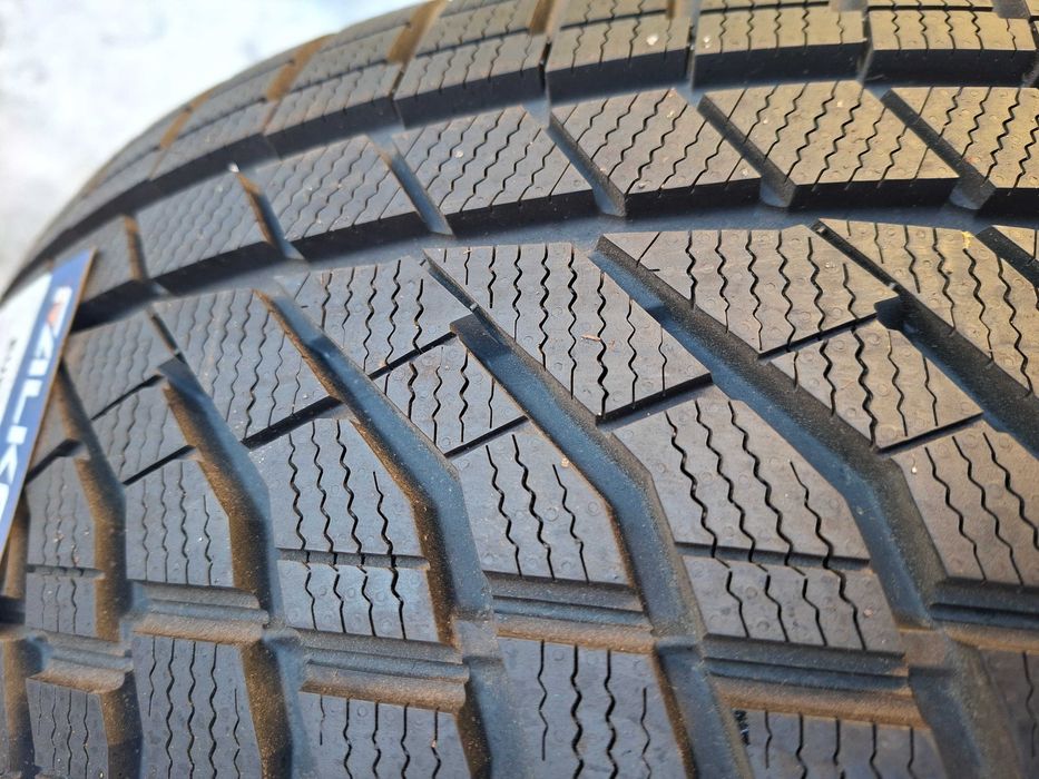 Opony 225/50/17 Falken Eurowinter HS02 PRO