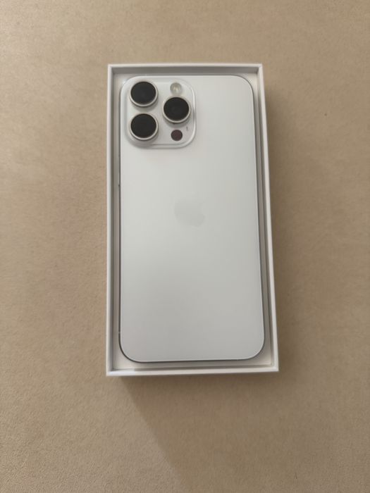 iPhone 15 Pro Max 512GB Branco – Excelente estado