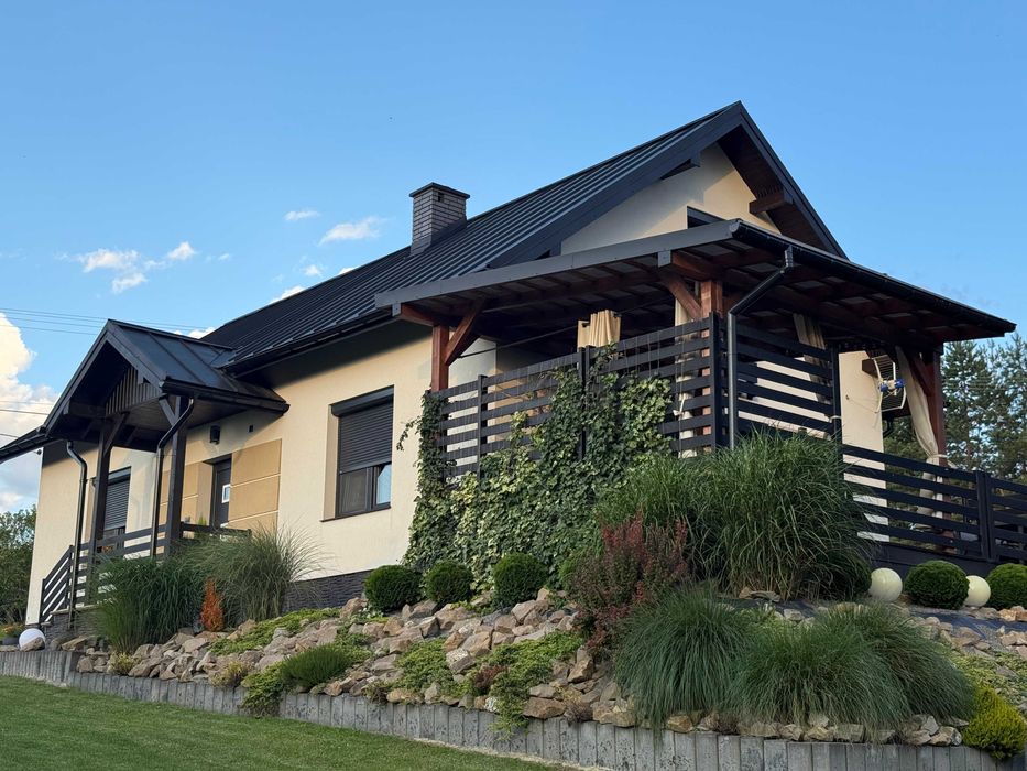 Przytulny luksusowy dom do wynajęcia w Woli Sękowej BIESZCZADY