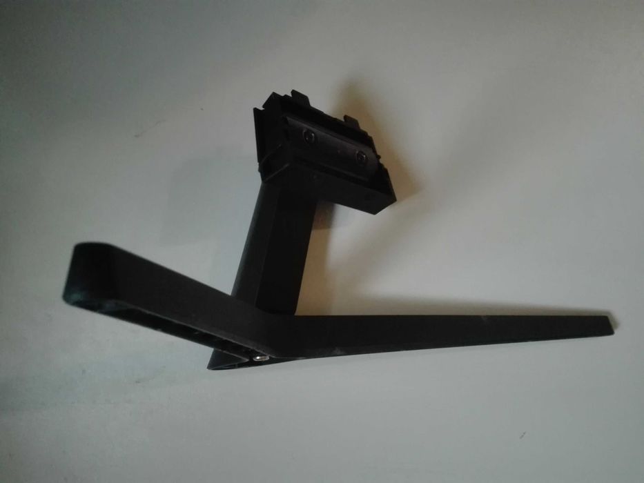 Монітор Samsung F24T350FHI тріснута матриця