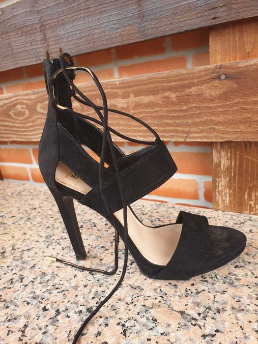 Sapatos altos de Senhora
