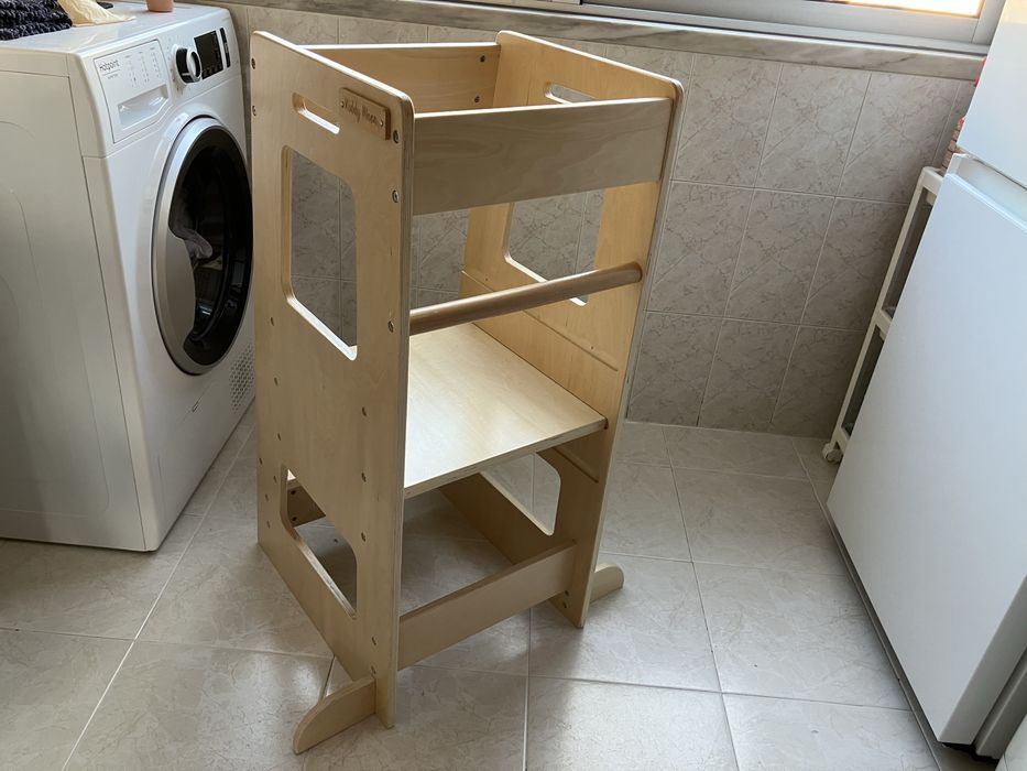 Torre Montessori em madeira  Kiddy Moon seguranca dupla e varias alturas