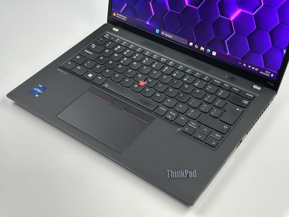 Laptop Lenovo ThinkPad T14s Gen 4 | i7-1365U / 16GB RAM / FHD+ / FV23%