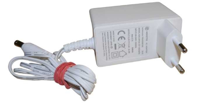 ZASILACZ 12V 2A 24W wtyk 5,5x 2,1 mm HOIOTO ADS-24FUA-12Y BIAŁY