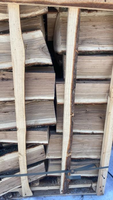 Паливний брикет РУФ 100% дуб в наявності опт та розріб