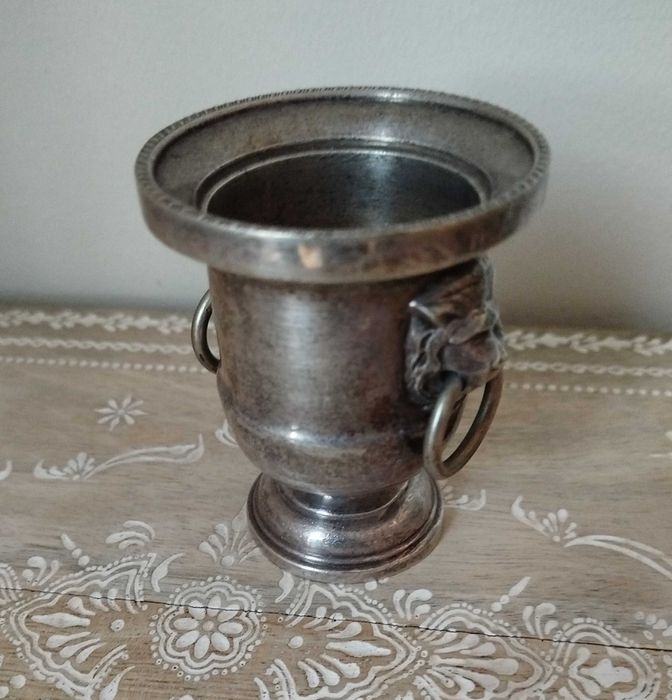 Antigo Vaso miniatura (Porta Palitos), casquinha Inglesa