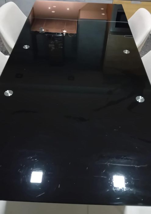 Mesa Extensível e Moderna