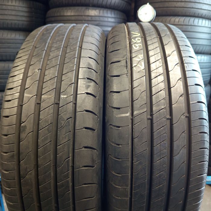 205/60/R16 Goodyear Efficient Grip Performance 2