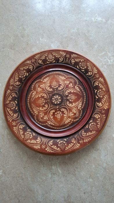 Тарілка з Дерева