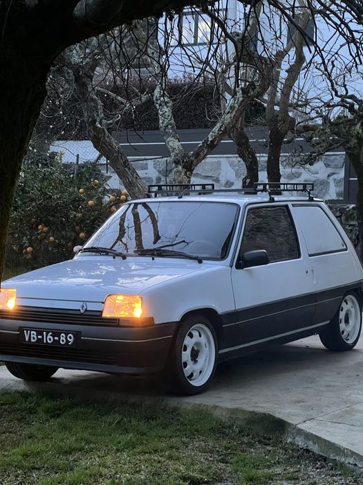Renault super 5