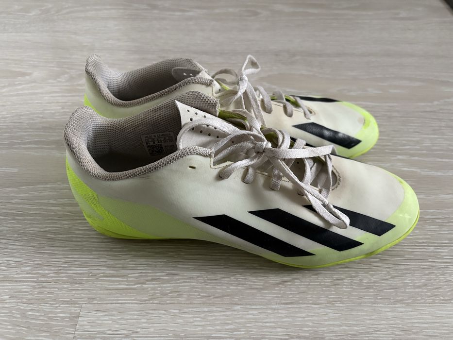 Halówki Addidas rozm 42