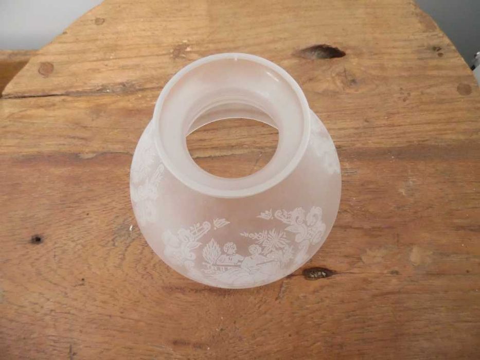 Abajur/Tulipa em Vidro Fosco Gravado – Portugal, anos 60