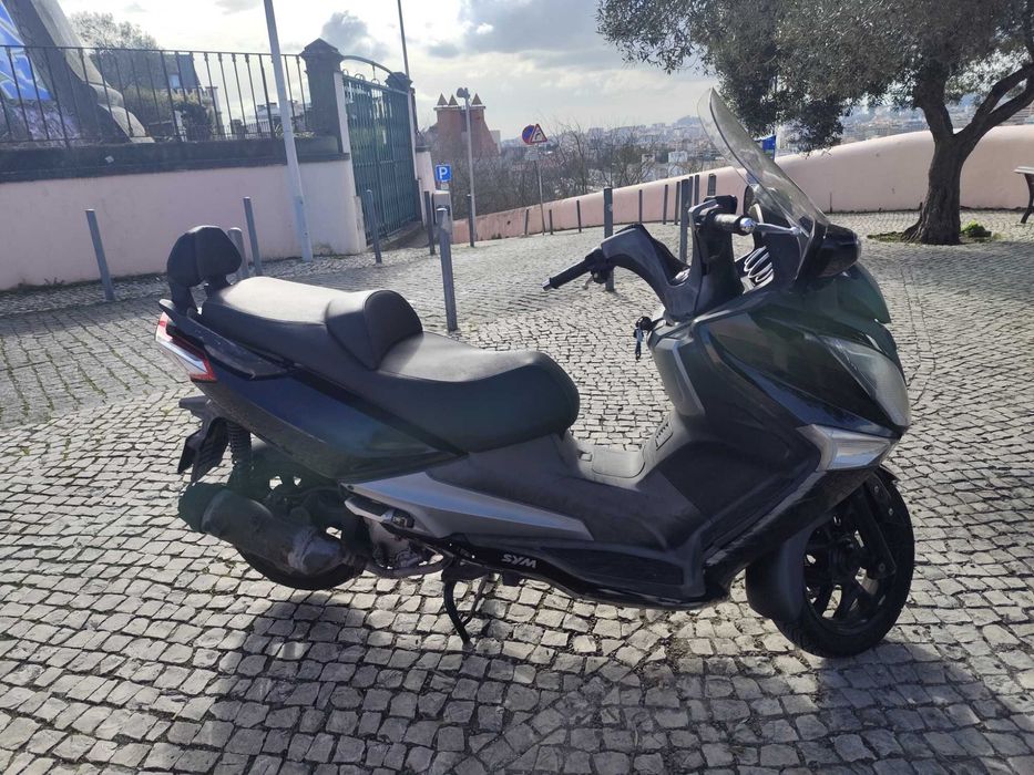 Sym GTS 125 em bom estado