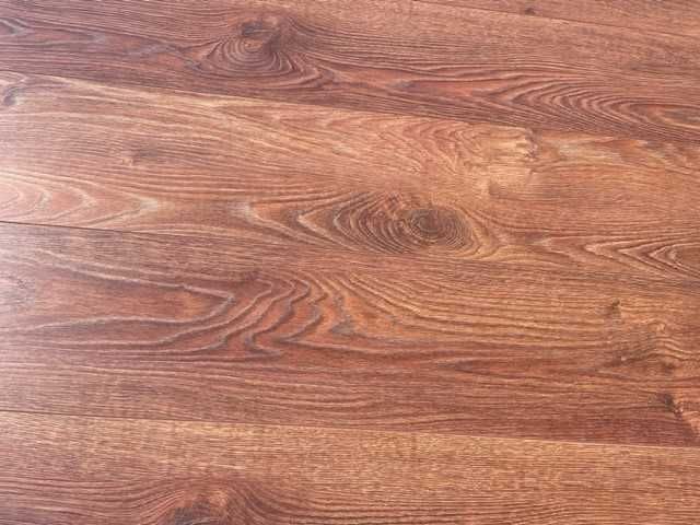 Bardzo solidne panele podłogowe grubość 12 mm