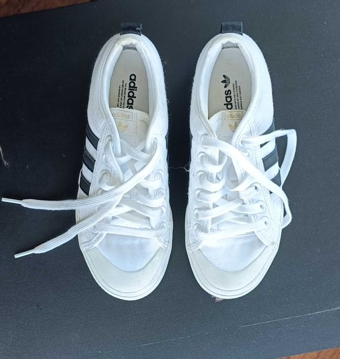 Ténis adidas nizza branco