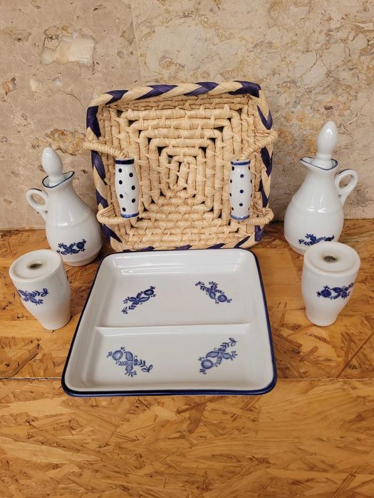 Saleiro em cerâmica com base em verga