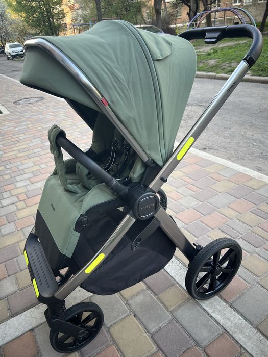 Дитяча коляска Carrello Omega 2 в 1 Зелена