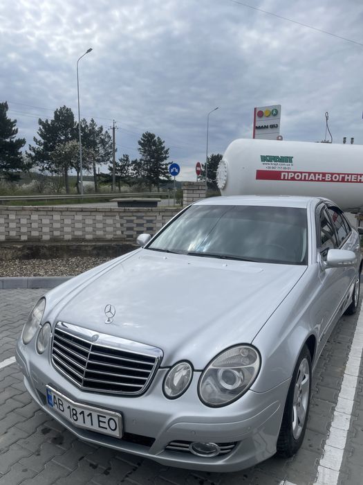 Mersedes-benz w211