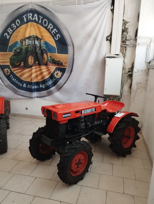 Kubota B6000 /// Capinadeira /// Transporte